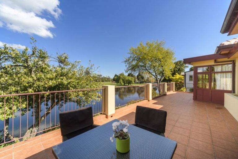 Photo of property in 14 Pastoral Lane, Hokowhitu, Palmerston North, 4410