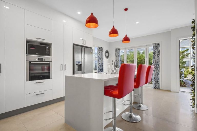 Photo of property in 35 Kanuka Road, Hobsonville, Auckland, 0616