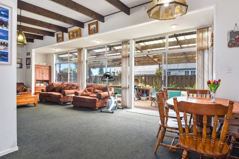 Photo of property in 28 Iles Road, Lynmore, Rotorua, 3010