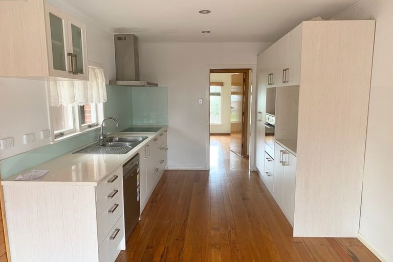 Photo of property in 6 Mildmay Road, Henderson, Auckland, 0610