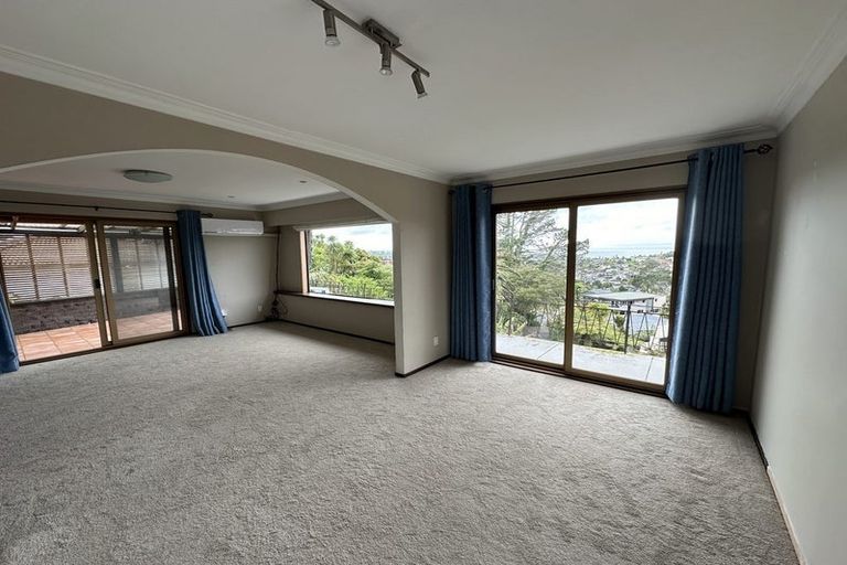 Photo of property in 557 East Coast Road, Browns Bay, Auckland, 0630