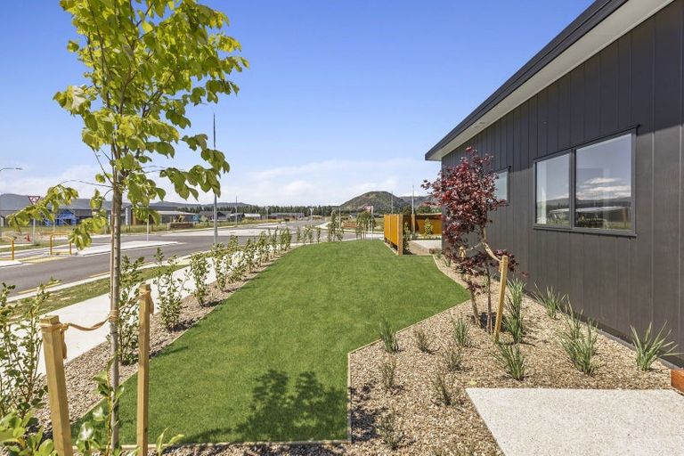Photo of property in 26 Deans Drive, Wanaka, 9382