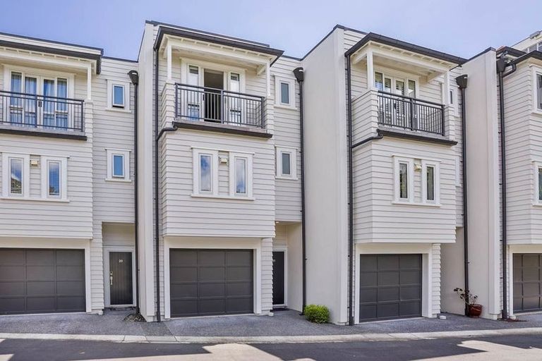 Photo of property in 2/218 Green Lane West, Epsom, Auckland, 1051