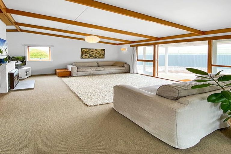 Photo of property in 92 Tollemache Road East, Longlands, Hastings, 4122