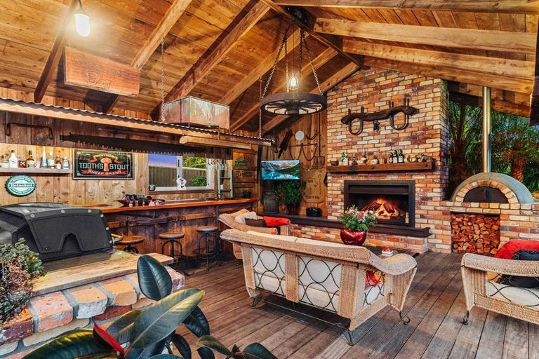 Photo of property in 632 Kara Road, Kokopu, Whangarei, 0179