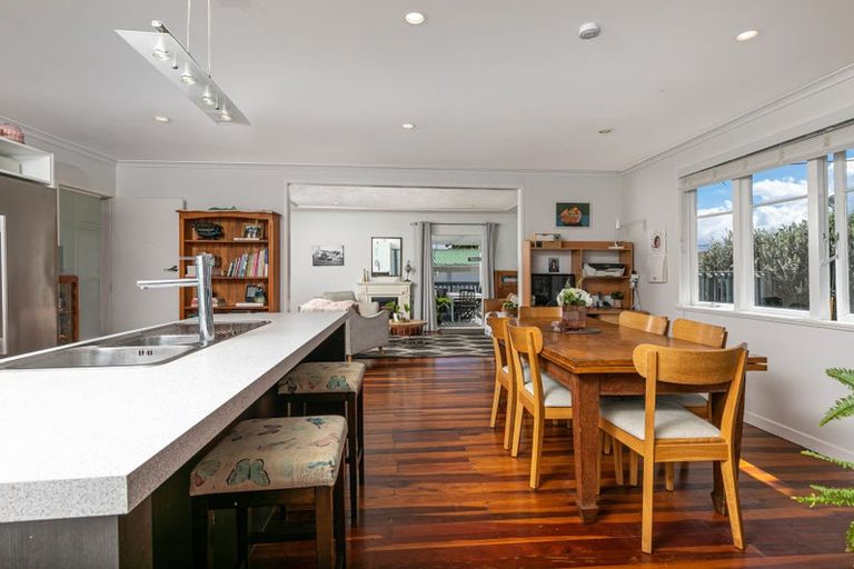 Photo of property in 40 Glenorchy Street, Glen Eden, Auckland, 0602