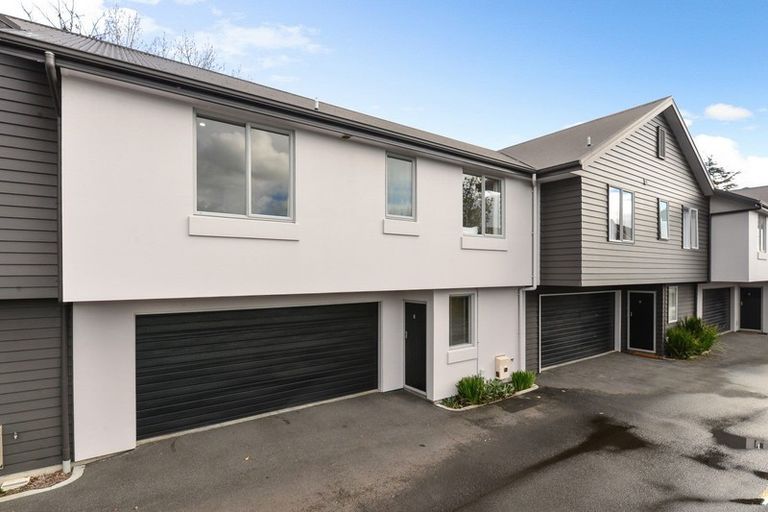 Photo of property in 6/6 Page Place, Hamilton East, Hamilton, 3216