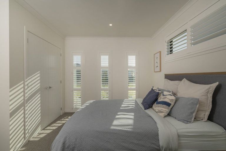 Photo of property in 35 Awatea Drive, Whitianga, 3510