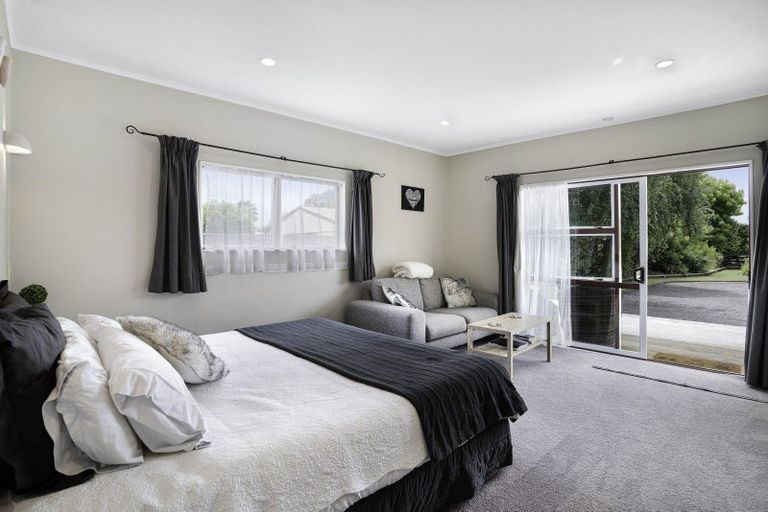 Photo of property in 82-84 Venice Street, Martinborough, 5711