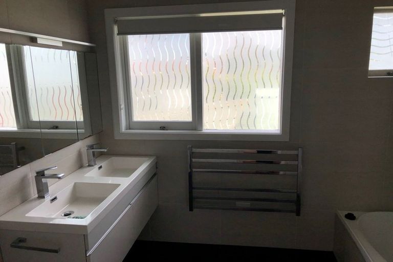 Photo of property in 31 Vincent Street, Howick, Auckland, 2014