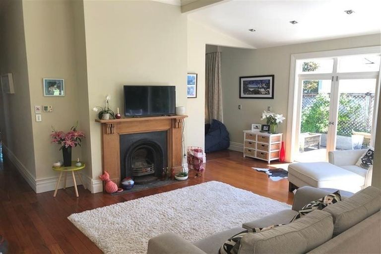 Photo of property in 74 Esplanade Road, Mount Eden, Auckland, 1024