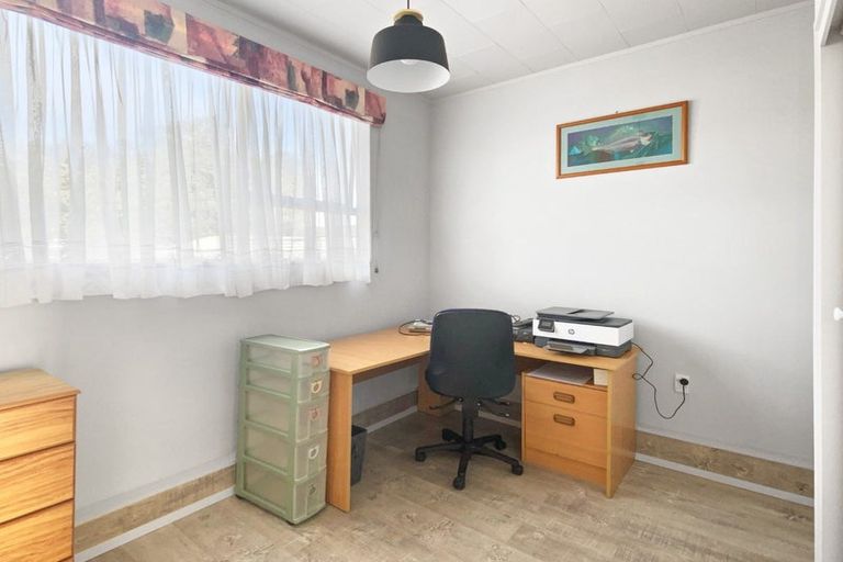 Photo of property in 14 Houhere Place, Tikipunga, Whangarei, 0112