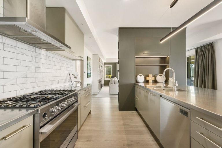 Photo of property in 31 Matheson Crescent, Albert Town, Wanaka, 9305
