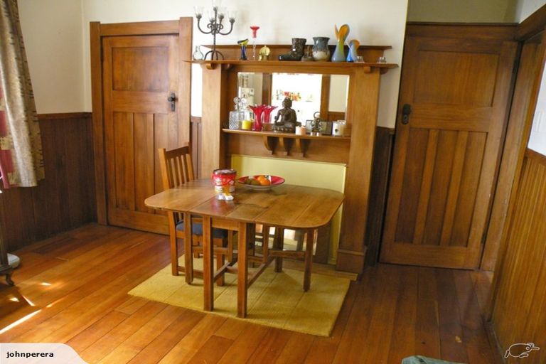 Photo of property in 19 George Street, Thorndon, Wellington, 6011