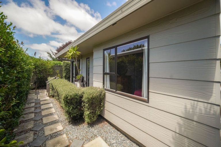 Photo of property in 2/16 Palm Avenue, Stoke, Nelson, 7011