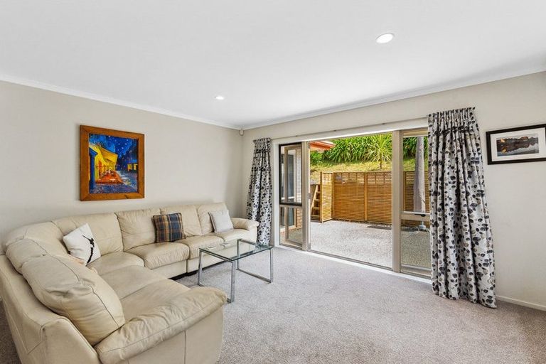 Photo of property in 8 Leanne Way, Waikanae Beach, Waikanae, 5036