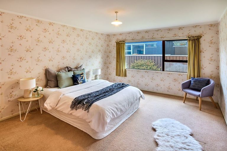 Photo of property in 219c Main Road, Tawa, Wellington, 5028
