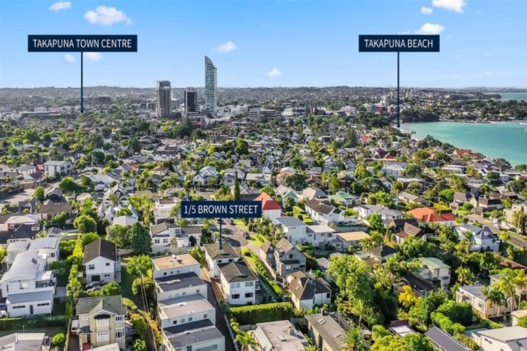 Photo of property in 1/5 Brown Street, Hauraki, Auckland, 0622