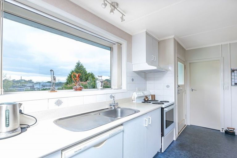 Photo of property in 4 Wavell Crescent, Lansdowne, Masterton, 5810