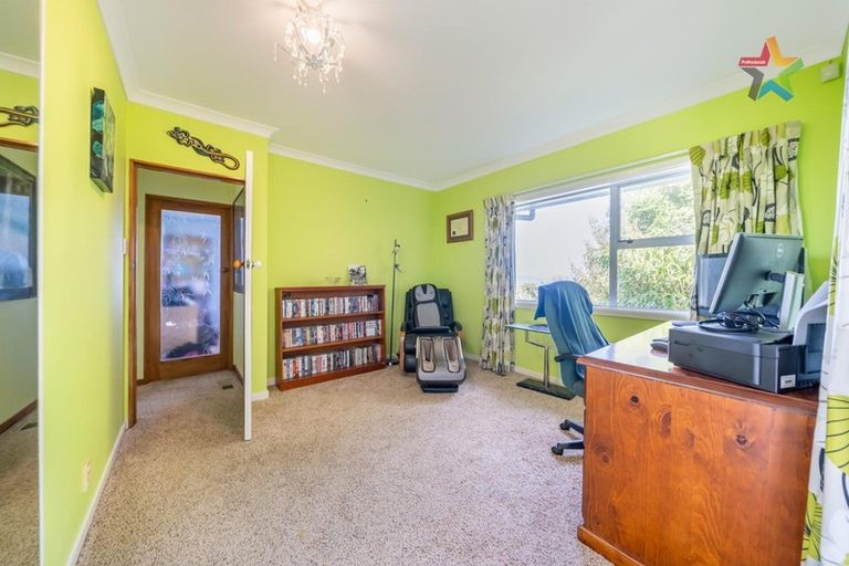 Photo of property in 138 Normandale Road, Normandale, Lower Hutt, 5010