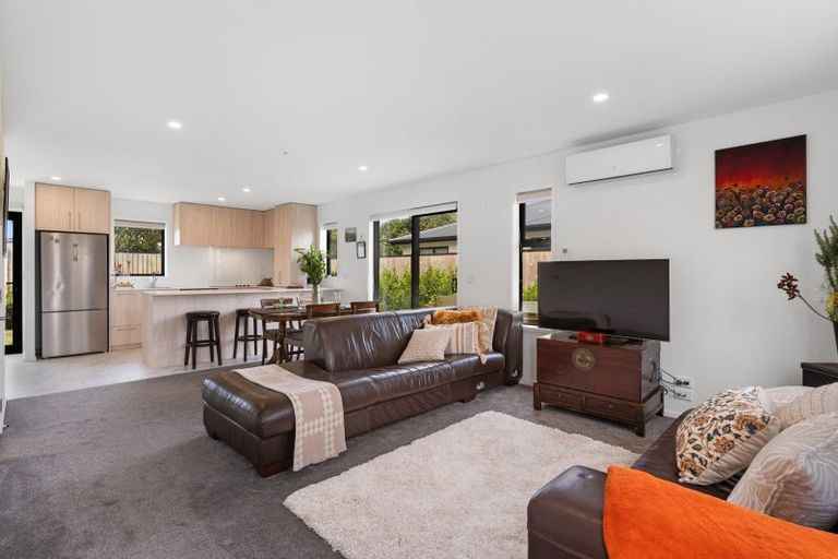 Photo of property in 60 Mohua Lane, Upper Riccarton, Christchurch, 8041