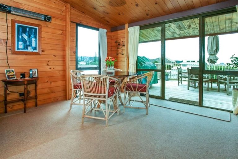 Photo of property in 261 Cook Drive, Whitianga, 3510