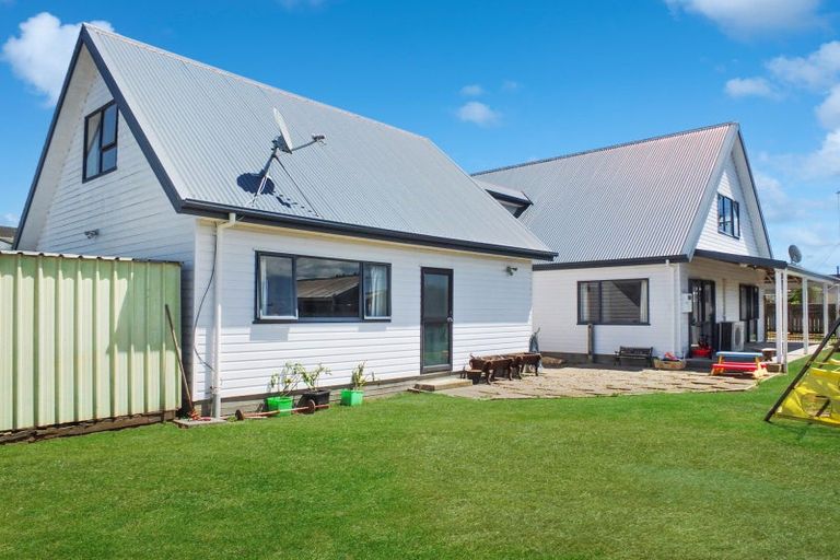 Photo of property in 4 Brown Street, Foxton, 4814