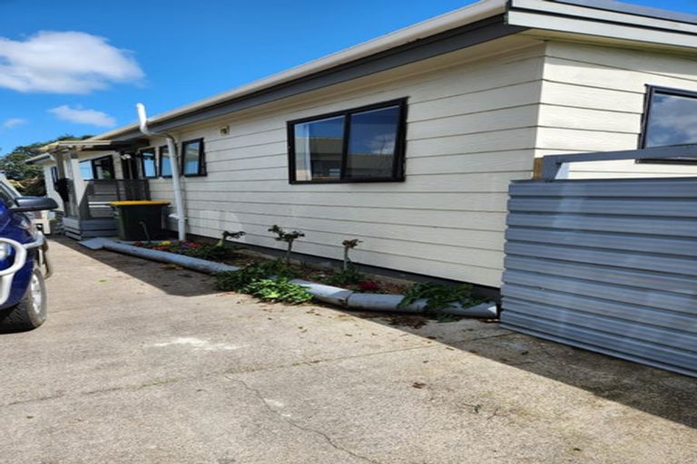 Photo of property in 9 Churchill Terrace, Waiuku, 2123
