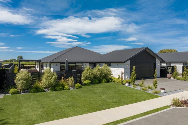 Photo of property in 8 Whitehall Drive, Springlands, Blenheim, 7201