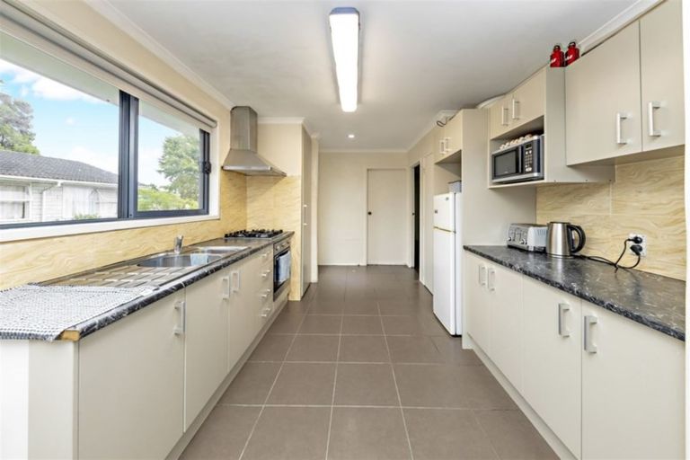 Photo of property in 12 Zelda Avenue, Clover Park, Auckland, 2023