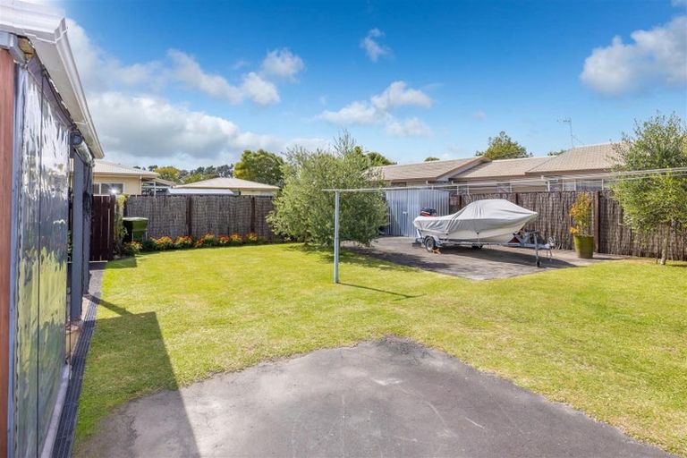 Photo of property in 13 Cromwell Drive, Fitzroy, Hamilton, 3206
