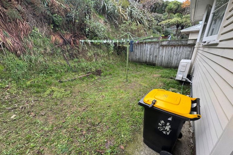 Photo of property in 90 Broderick Road, Johnsonville, Wellington, 6037