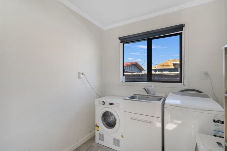 Photo of property in 93 Regent Street, Newfield, Invercargill, 9812