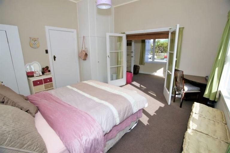 Photo of property in 2/13 Sullivan Avenue, Mangere Bridge, Auckland, 2022