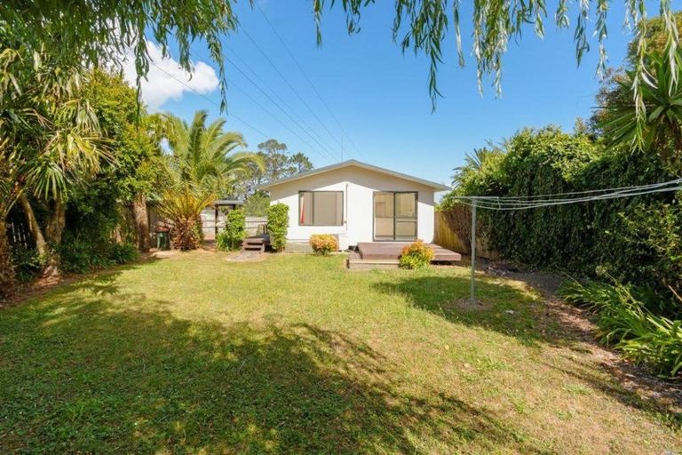 Photo of property in 23a Bedford Street, Te Atatu South, Auckland, 0610