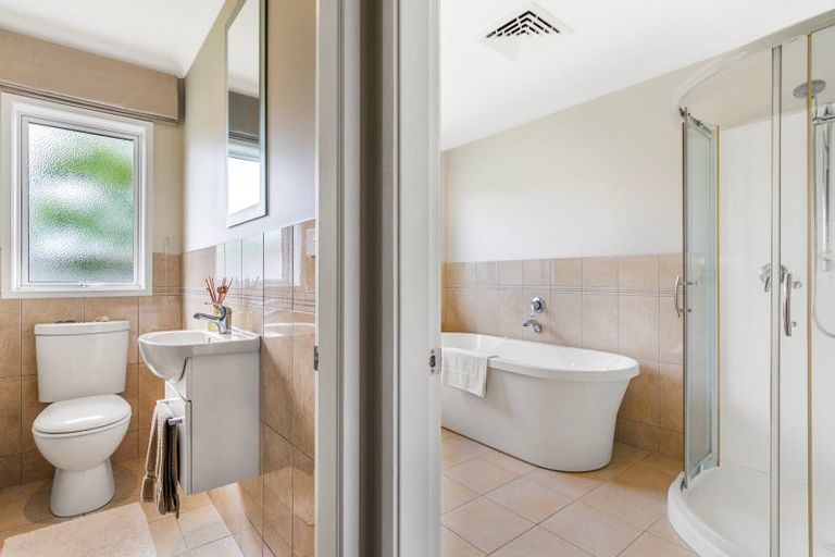 Photo of property in 100 Falcon Drive, Welcome Bay, Tauranga, 3112