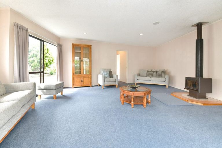 Photo of property in 207 Parkhurst Road, Parakai, 0830