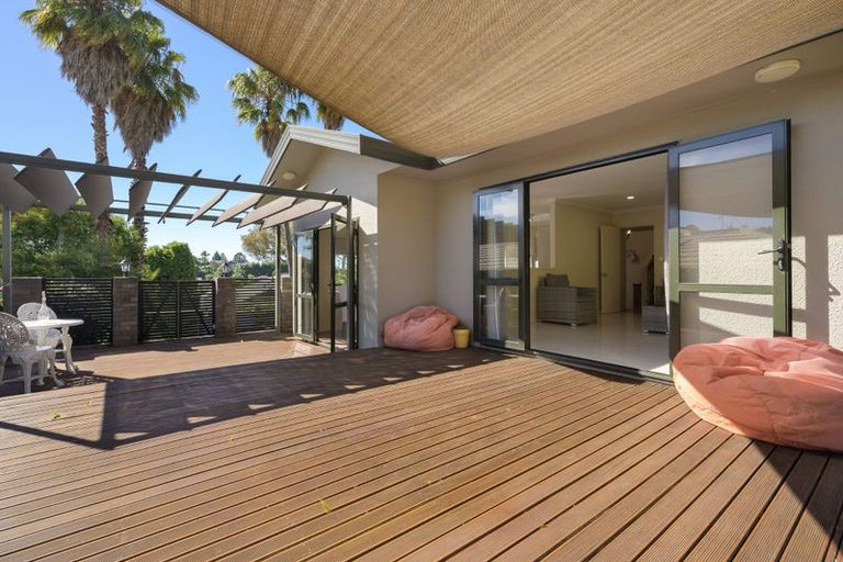Photo of property in 43 Highgrove Place, Bethlehem, Tauranga, 3110
