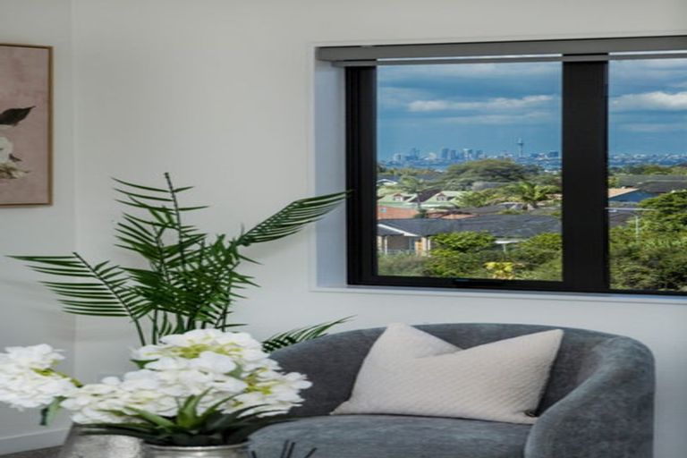Photo of property in 10a Mescal Street, Massey, Auckland, 0614