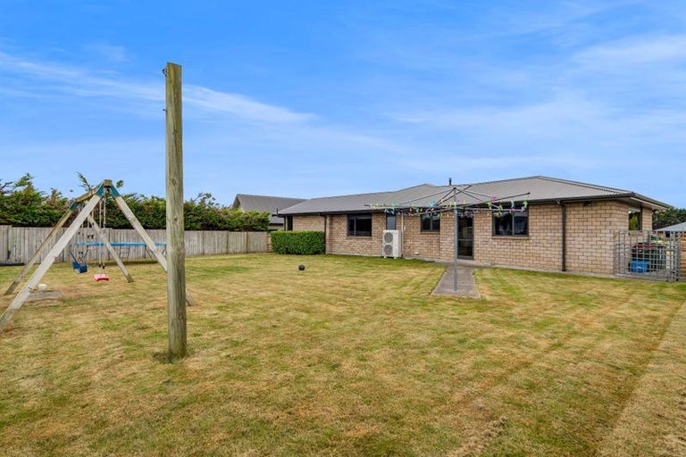 Photo of property in 4 Larlin Drive, Hawera, 4675