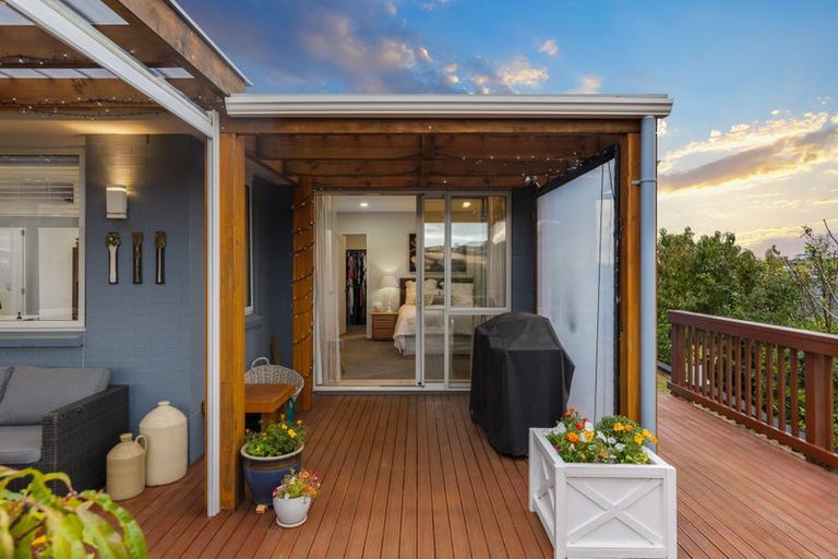 Photo of property in 21 Flavell Drive, Orewa, 0931