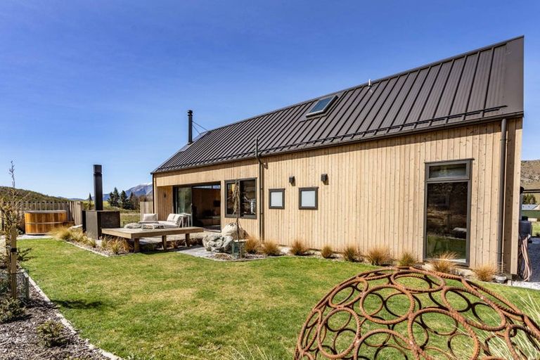 Photo of property in 34a Luge Loop, Castle Hill, 7580