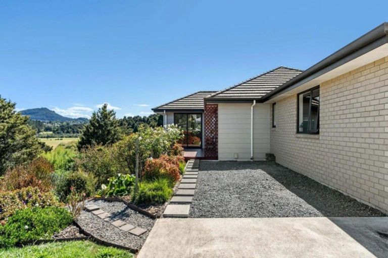 Photo of property in 33 Briden Drive, Tikipunga, Whangarei, 0112
