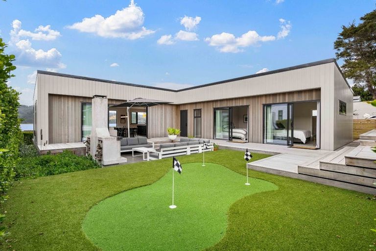 Photo of property in 34 North Ridge Drive, Pauanui, 3579