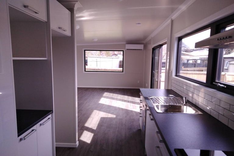 Photo of property in 15 Kenilworth Street, Addington, Christchurch, 8024