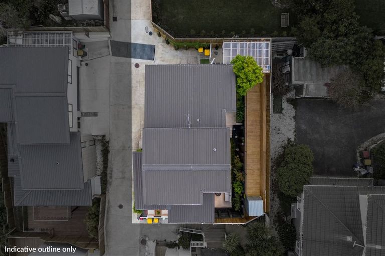 Photo of property in 73b East Coast Road, Castor Bay, Auckland, 0620