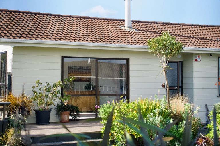 Photo of property in 31 Rothwell Street, Titahi Bay, Porirua, 5022