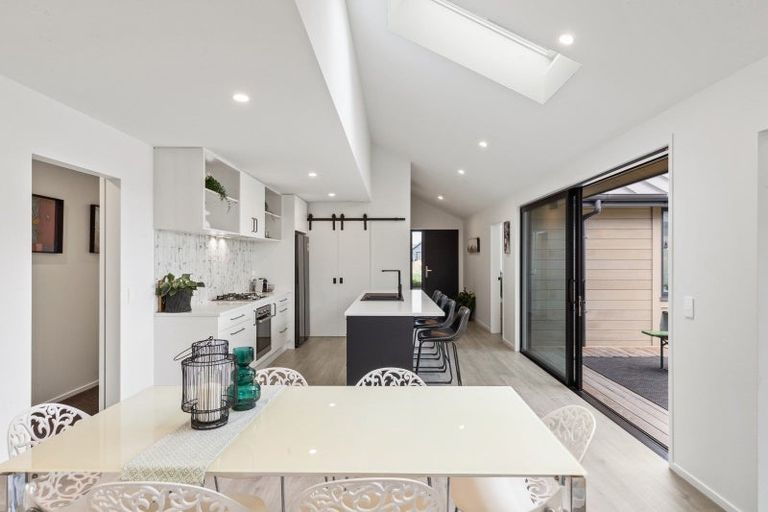 Photo of property in 11 Torridon Court, Jacks Point, Queenstown, 9371