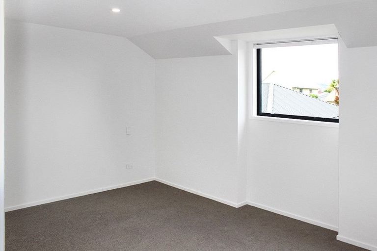 Photo of property in 5/43 Division Street, Riccarton, Christchurch, 8041