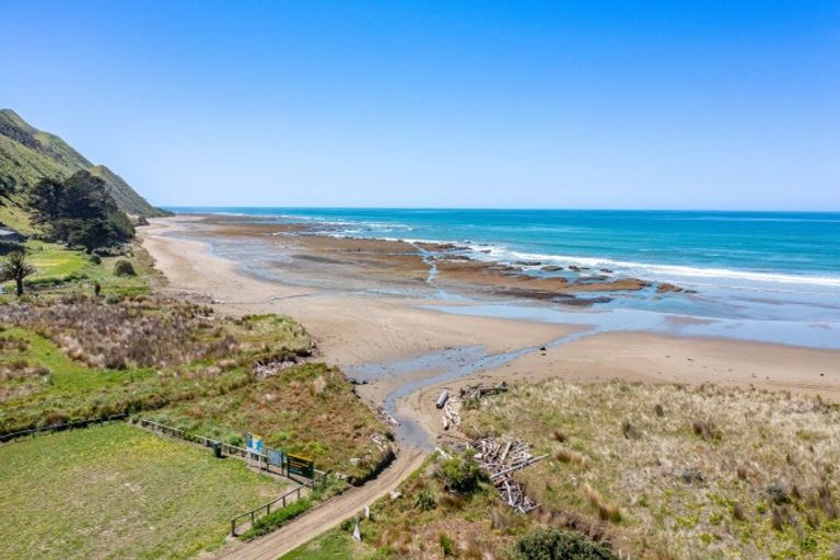Photo of property in 3 Mchardy Place, Blackhead, Porangahau, 4284